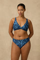 Monte & Lou Taylor Multi Fit Twist Crop